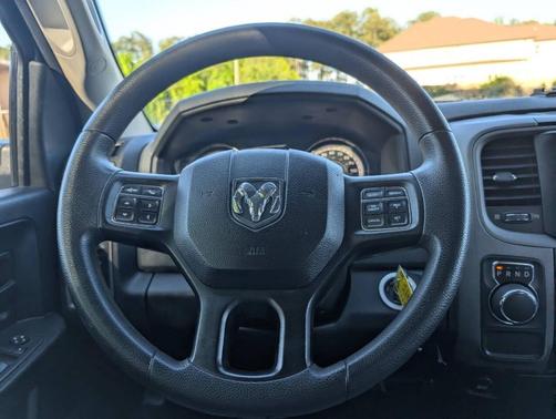 Bright White Clearcoat 2018 RAM 1500 Tradesman