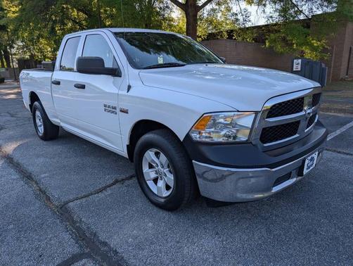 Bright White Clearcoat 2018 RAM 1500 Tradesman