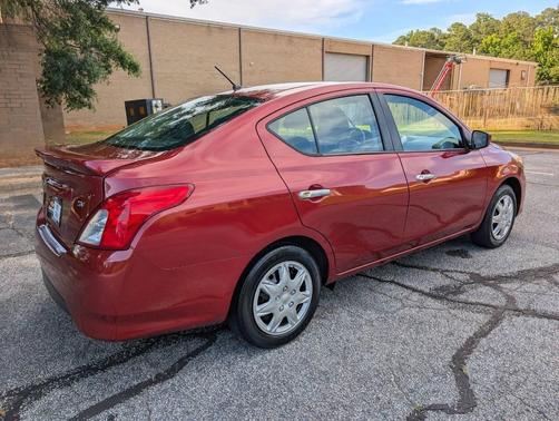 Cayenne Red Metallic 2019 Nissan Versa 1.6 SV
