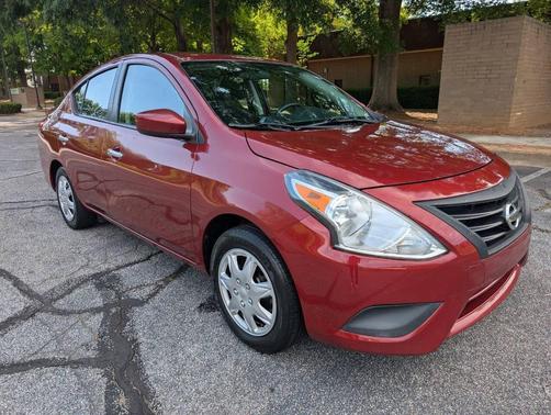 Cayenne Red Metallic 2019 Nissan Versa 1.6 SV
