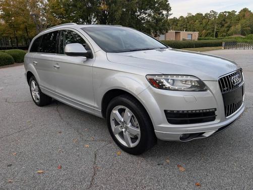 Ice Silver Metallic 2015 Audi Q7 3.0T Premium Plus