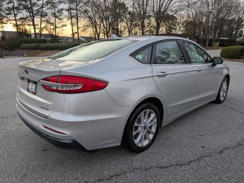 2019 Ford Fusion Hybrid SE