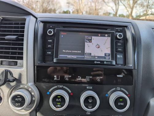 2015 Toyota Sequoia SR5