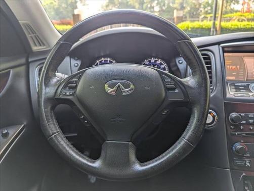 2017 INFINITI QX50 Base