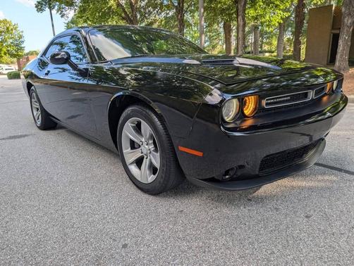 2015 Dodge Challenger SXT