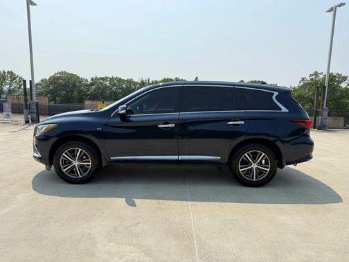 2018 INFINITI QX60 Base