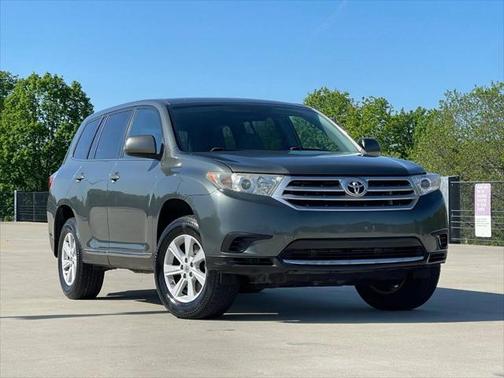 2013 Toyota Highlander SE