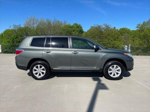 2013 Toyota Highlander SE