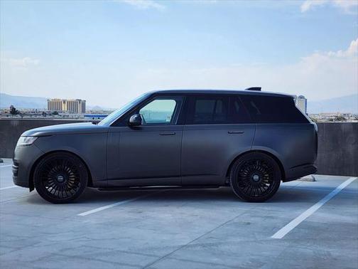 2024 Land Rover Range Rover P530 SE
