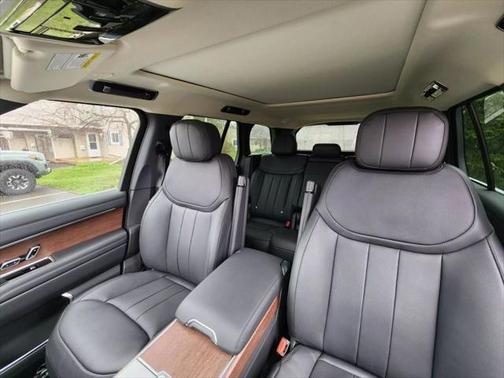 2024 Land Rover Range Rover P530 SE