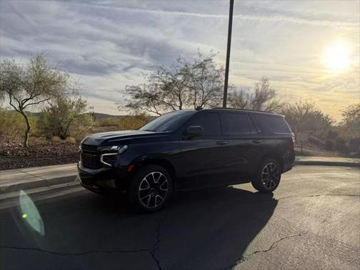 2023 Chevrolet Tahoe 4WD RST