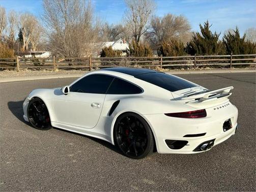 2015 Porsche 911 Turbo