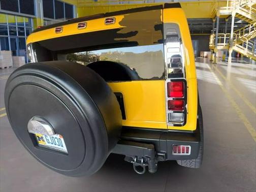2005 Hummer H2 Base