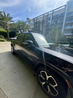 2022 Rivian R1T Launch Edition