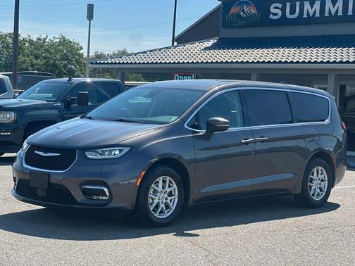 Gray 2023 Chrysler Pacifica Touring L