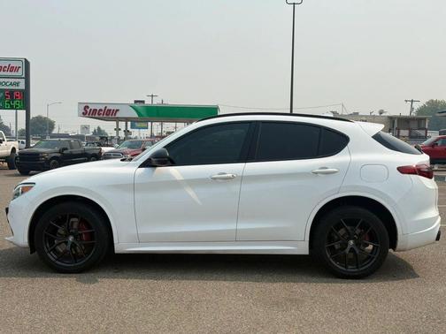 Alfa White 2020 Alfa Romeo Stelvio Ti Sport