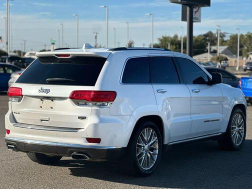 2018 Jeep Grand Cherokee Summit