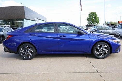 2025 Hyundai ELANTRA Sport