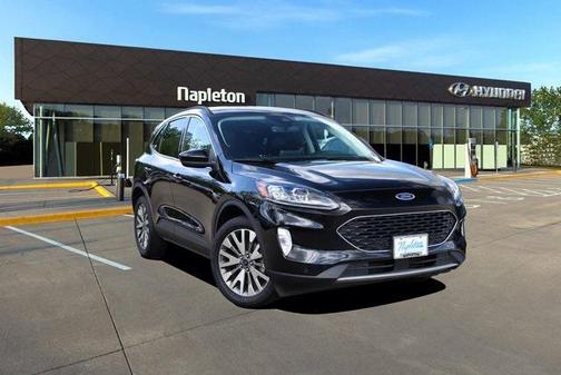 2022 Ford Escape Titanium