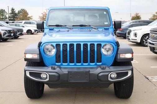 2022 Jeep Gladiator Sport S