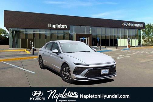 2026 Hyundai SONATA Hybrid Base