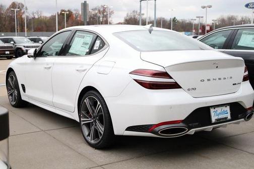 2025 Genesis G70 3.3T AWD Sport Advanced