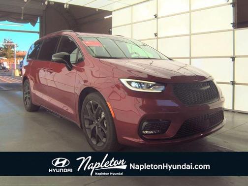 2025 Chrysler Pacifica Limited