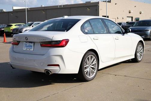 2023 BMW 330 xDrive