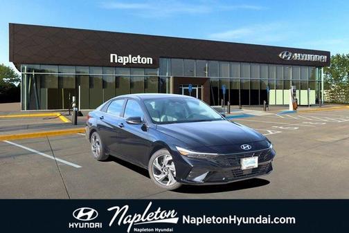 2025 Hyundai ELANTRA Limited