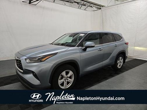 2022 Toyota Highlander LE