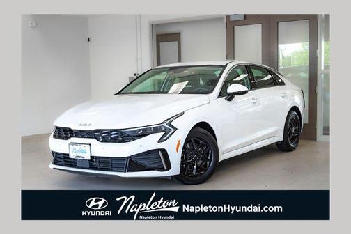 Snow White Pearl 2025 Kia K5 LXS