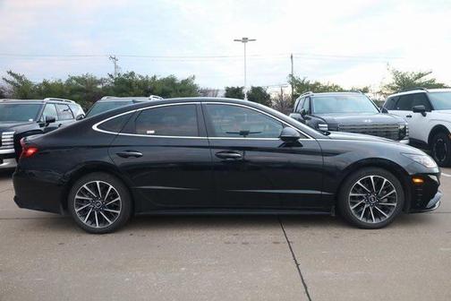 2021 Hyundai SONATA Limited