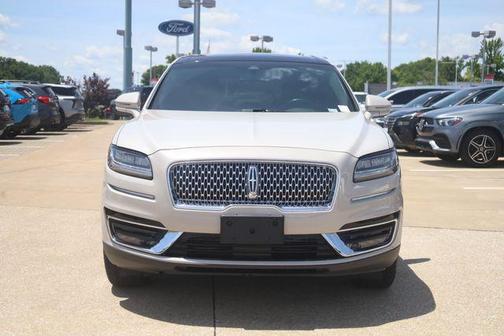 White 2019 Lincoln Nautilus Reserve