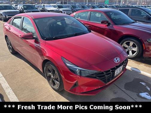 2021 Hyundai ELANTRA SEL
