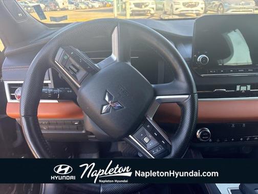 2022 Mitsubishi Outlander SEL