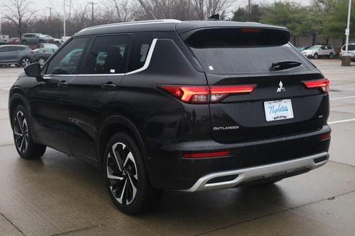 2022 Mitsubishi Outlander SEL