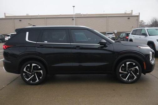 2022 Mitsubishi Outlander SEL