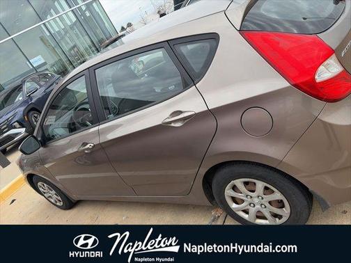 2012 Hyundai Accent GS