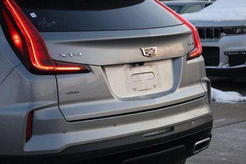 2024 Cadillac XT4 Premium Luxury