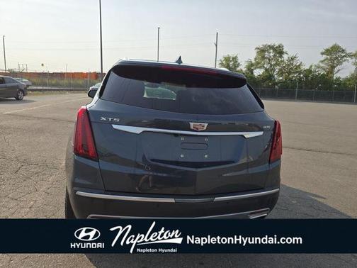 2021 Cadillac XT5 Premium Luxury