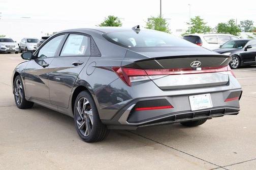 2025 Hyundai ELANTRA Sport