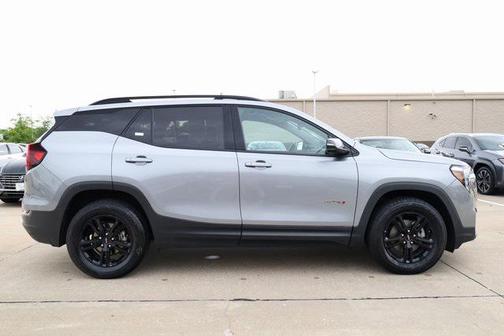 2023 GMC Terrain AWD AT4