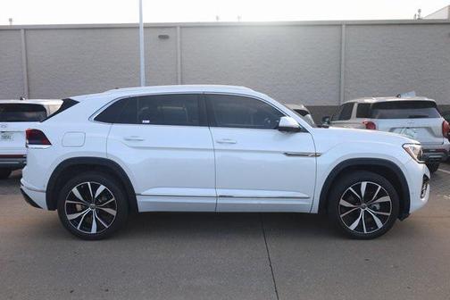 2024 Volkswagen Atlas Cross Sport 2.0T SEL Premium