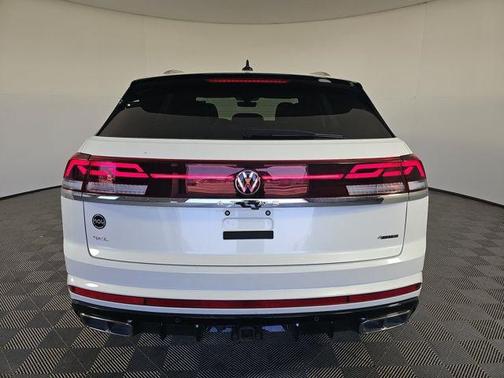 2024 Volkswagen Atlas Cross Sport 2.0T SEL Premium