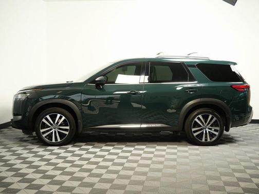 2023 Nissan Pathfinder Platinum 4WD