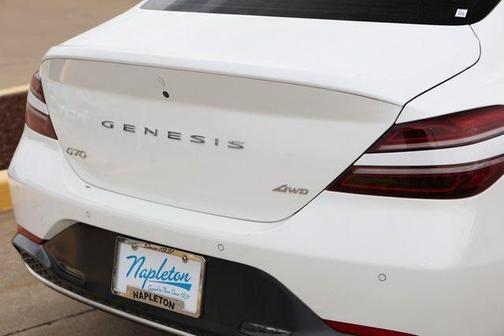 2022 Genesis G70 2.0T AWD