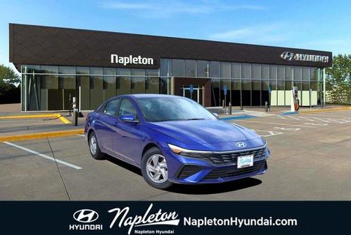 2025 Hyundai ELANTRA SE