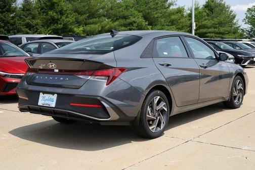 2025 Hyundai ELANTRA Sport