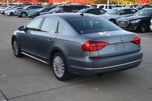 2016 Volkswagen Passat 1.8T SE w/Technology