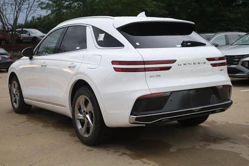 2026 Genesis GV70 2.5T Select